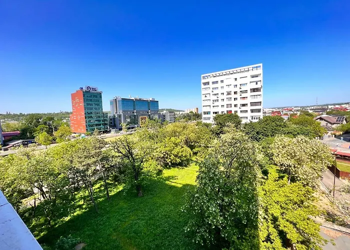 3 Rooms Apartment Palace View