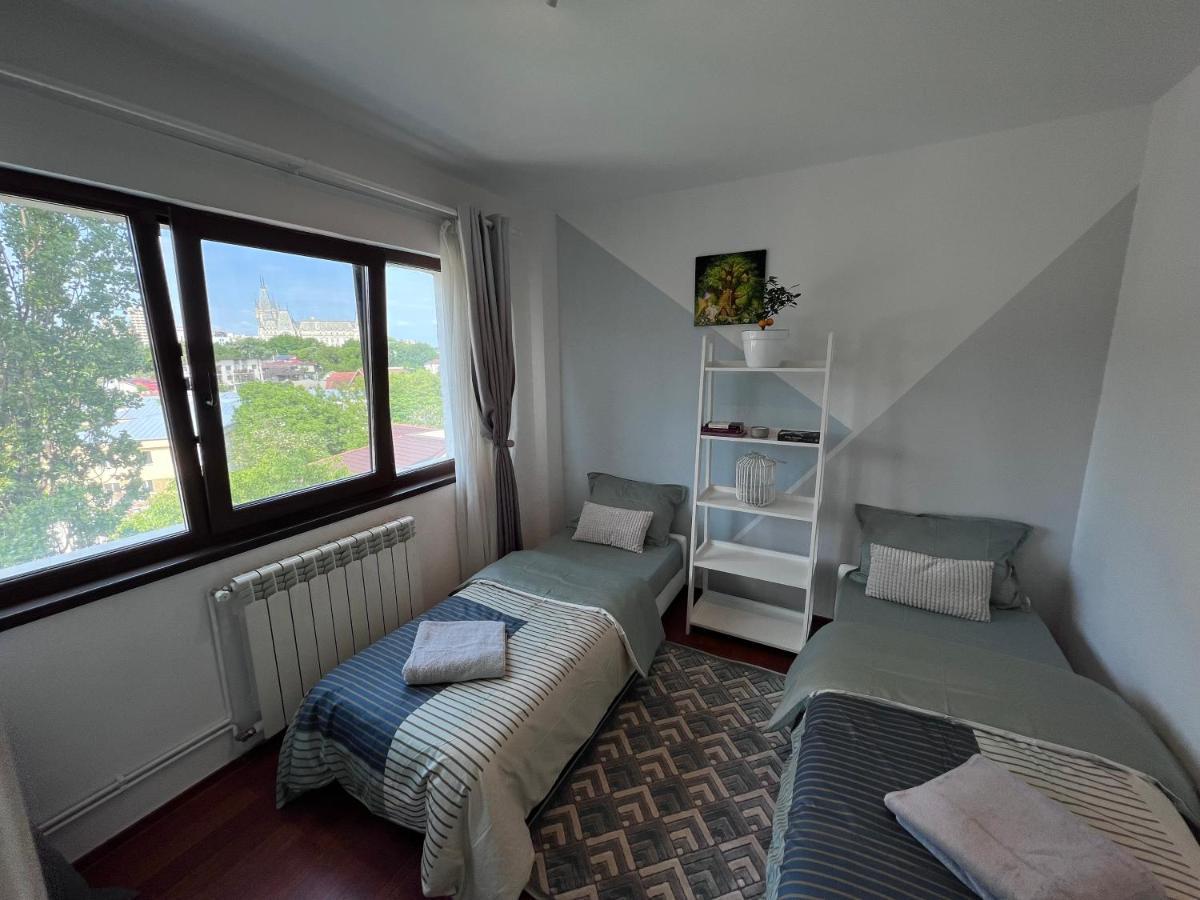 3 Palace View Apartment Iasi